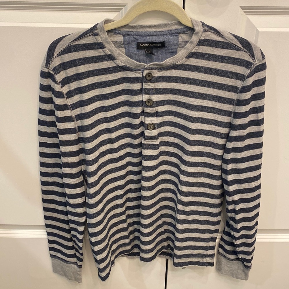 Banana Republic Gray Stripped Long Sleeve Size Small